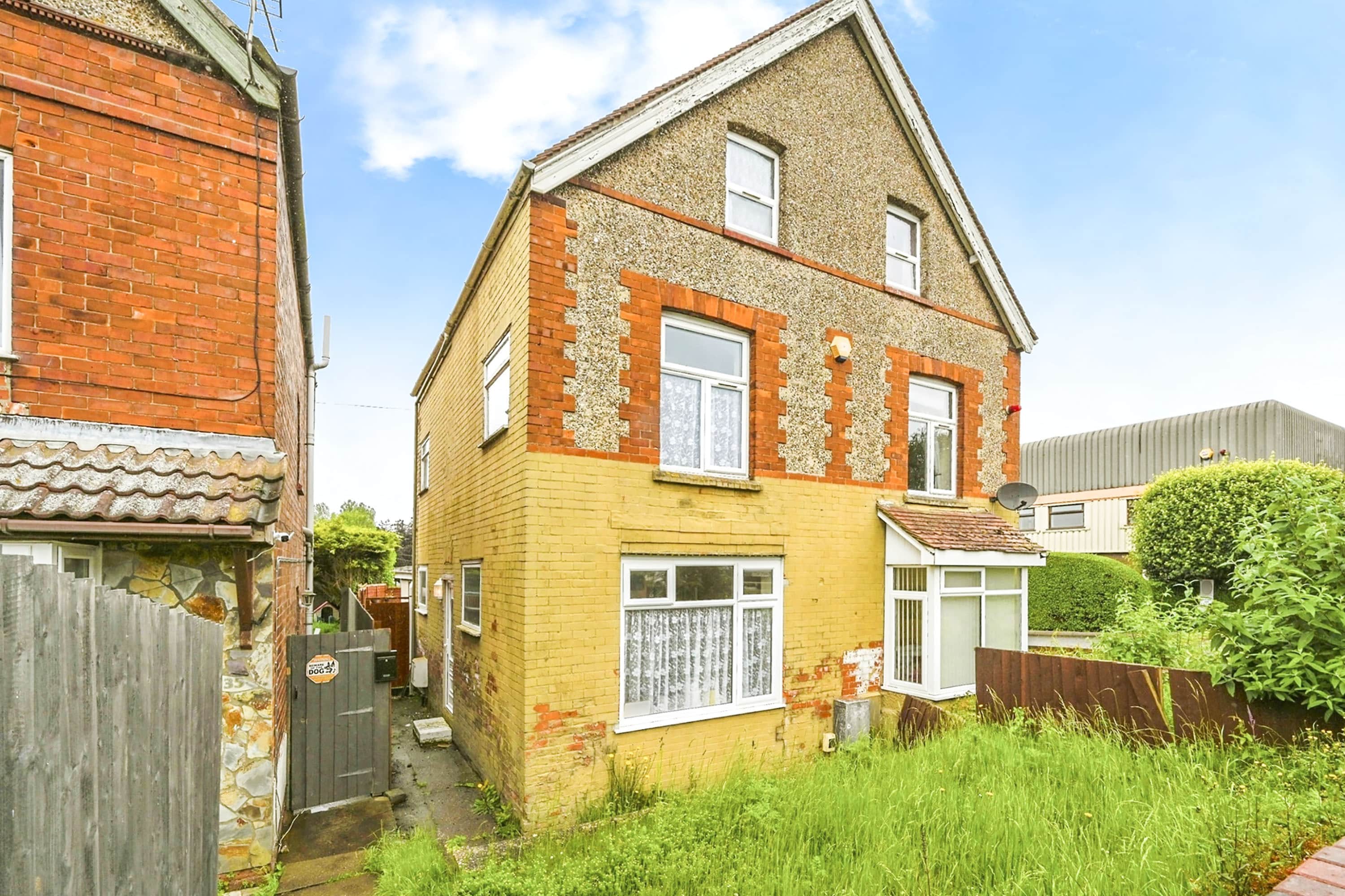 Property photo 0