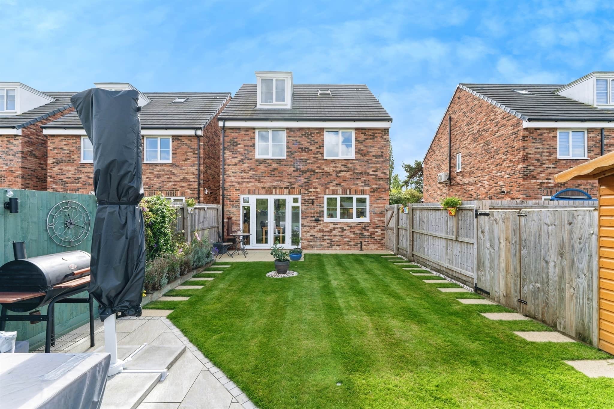 Property photo 0