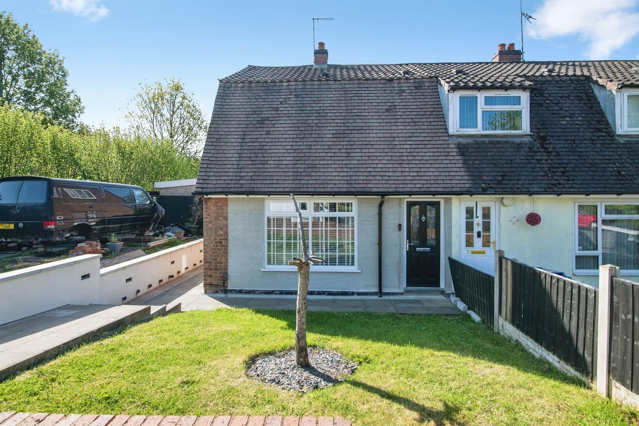 Property photo 0