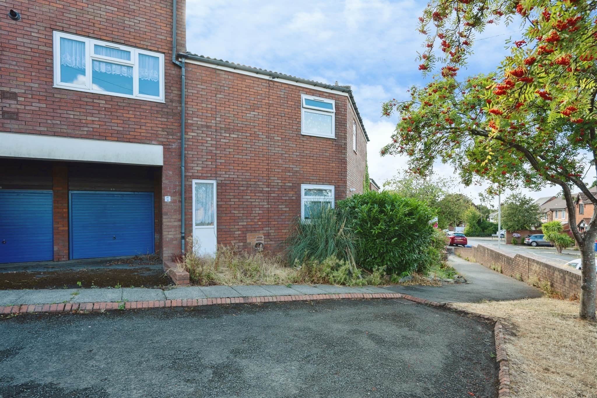 Property photo 0