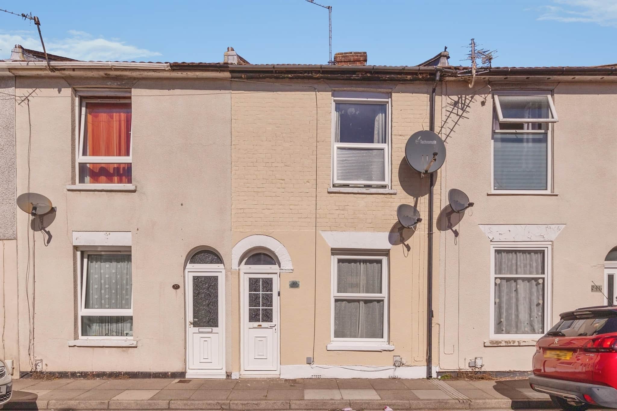 Property photo 0